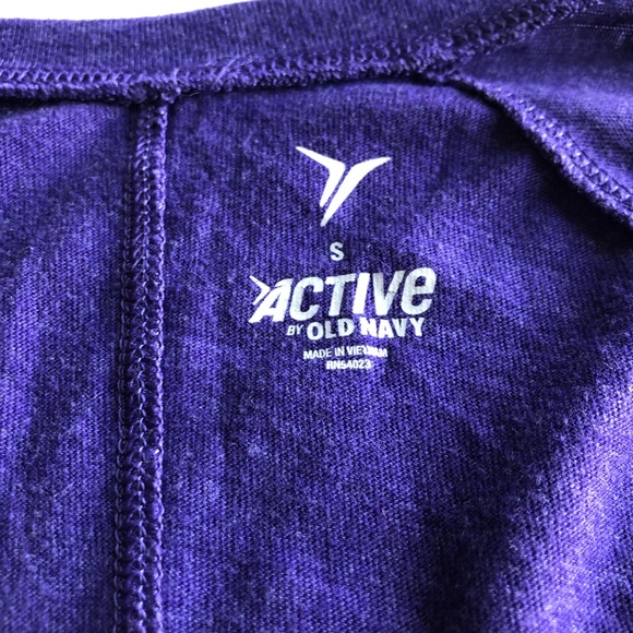 Old Navy Athletic Top - Picture 6 of 12